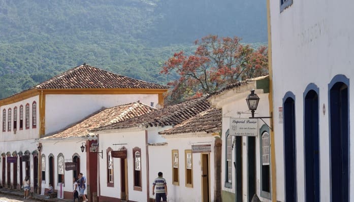 Minas Gerais Históricas com Inhotim | 5 dias e 4 noites